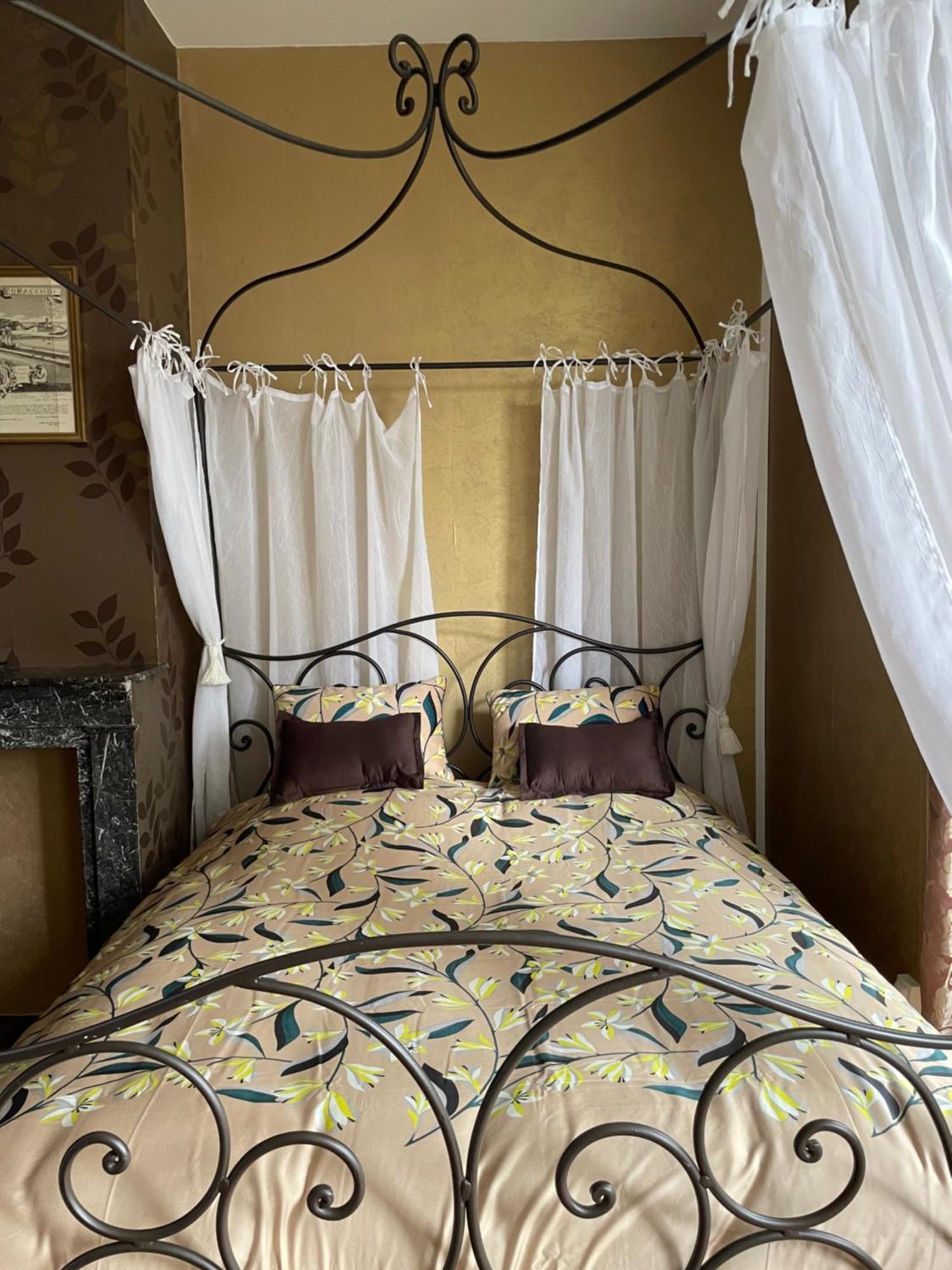 Chambre Au Chateau De St-Pierre-Brouck Saint-Pierre-Brouck Eksteriør bilde